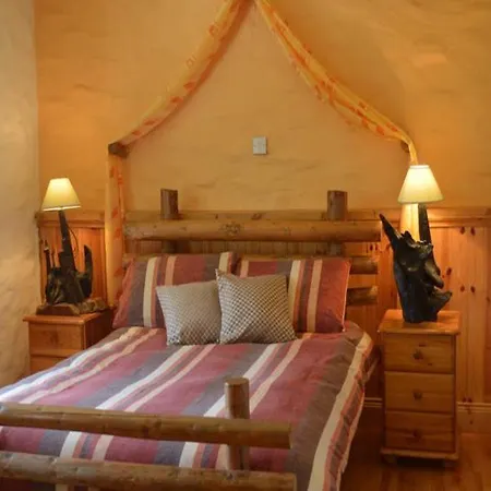 Lissyclearig Thatched Bed and breakfast