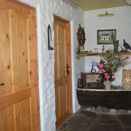 Lissyclearig Thatched Couette-café Kenmare