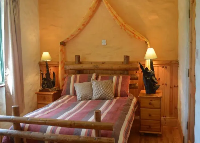 Lissyclearig Thatched B&B