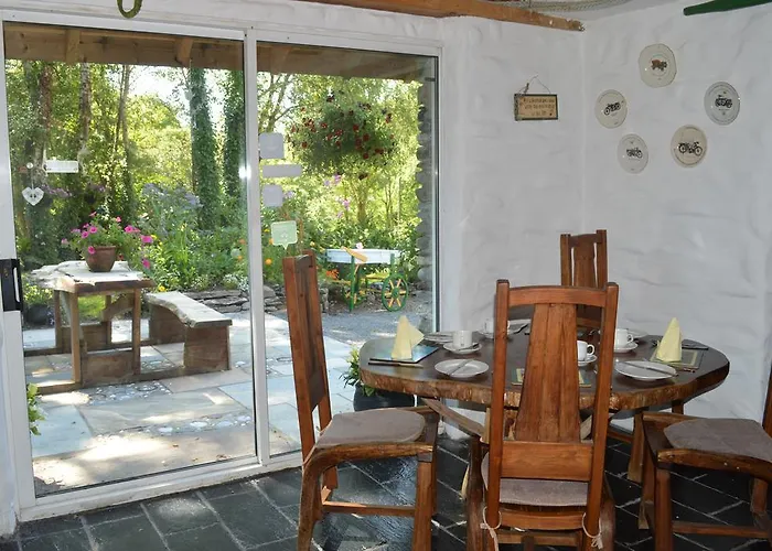 Bed & Breakfast Lissyclearig Thatched 3*